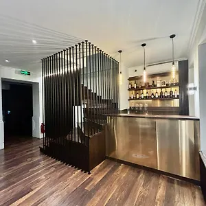 D And D Guest house